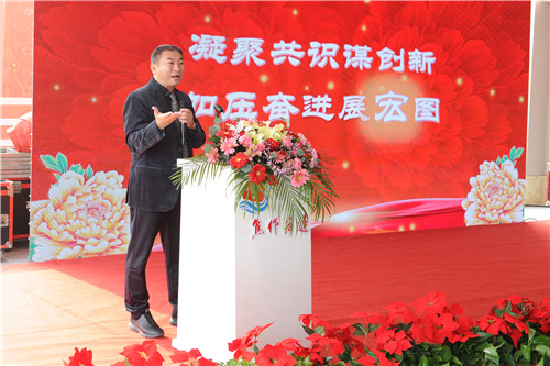 DSC_9040-1.jpg DSC_9040-1.jpg